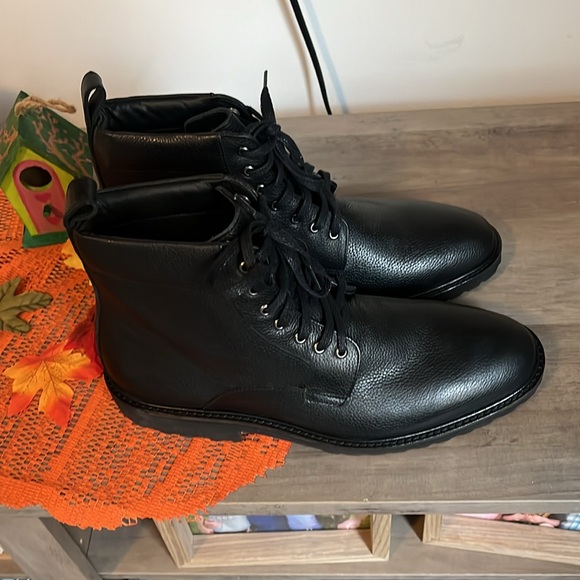 NEW NWOB Donald J Pliner James black tumbled leather lace up boot size 9 - Picture 8 of 10